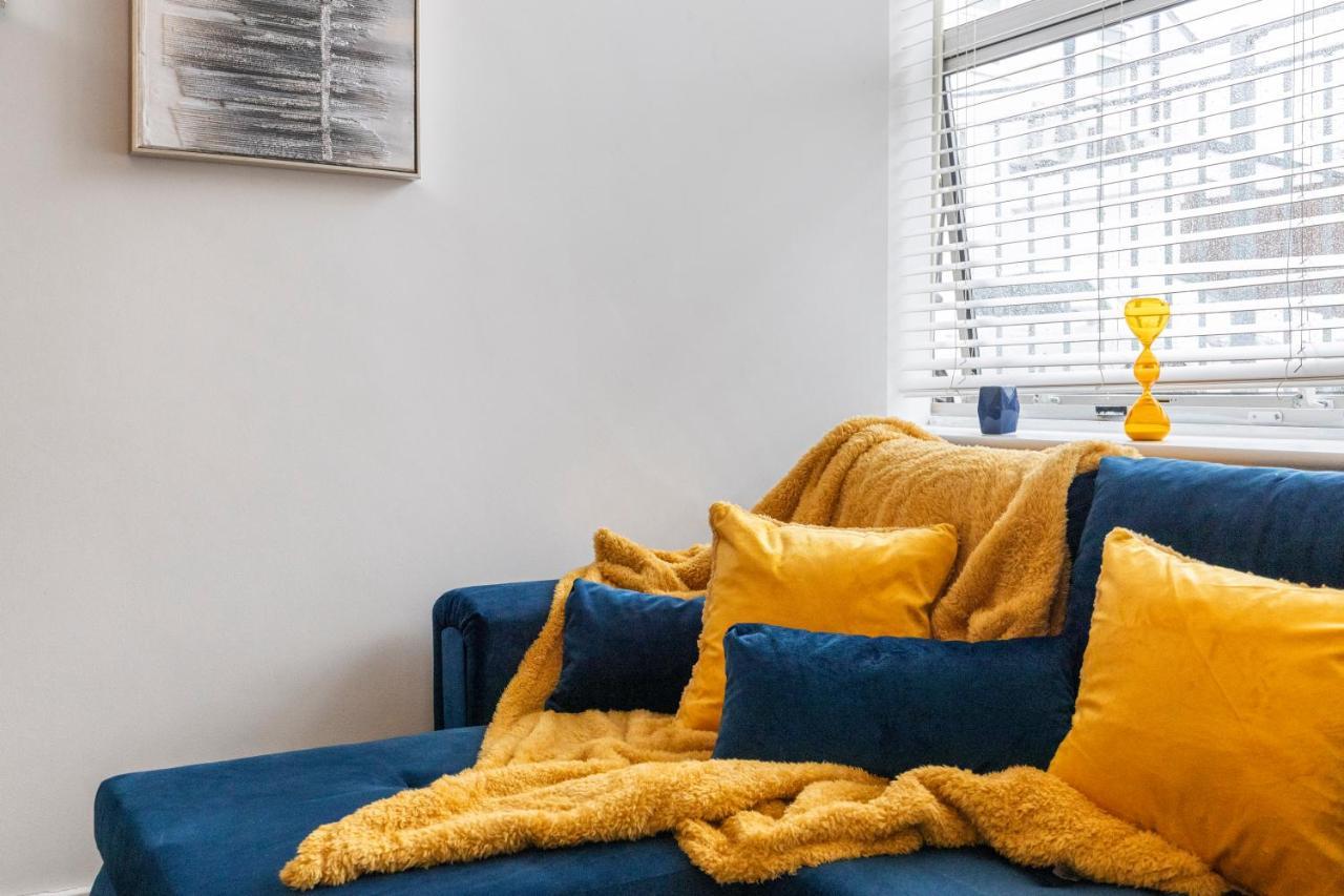 Modern Flat In Central Golders Green ロンドン エクステリア 写真