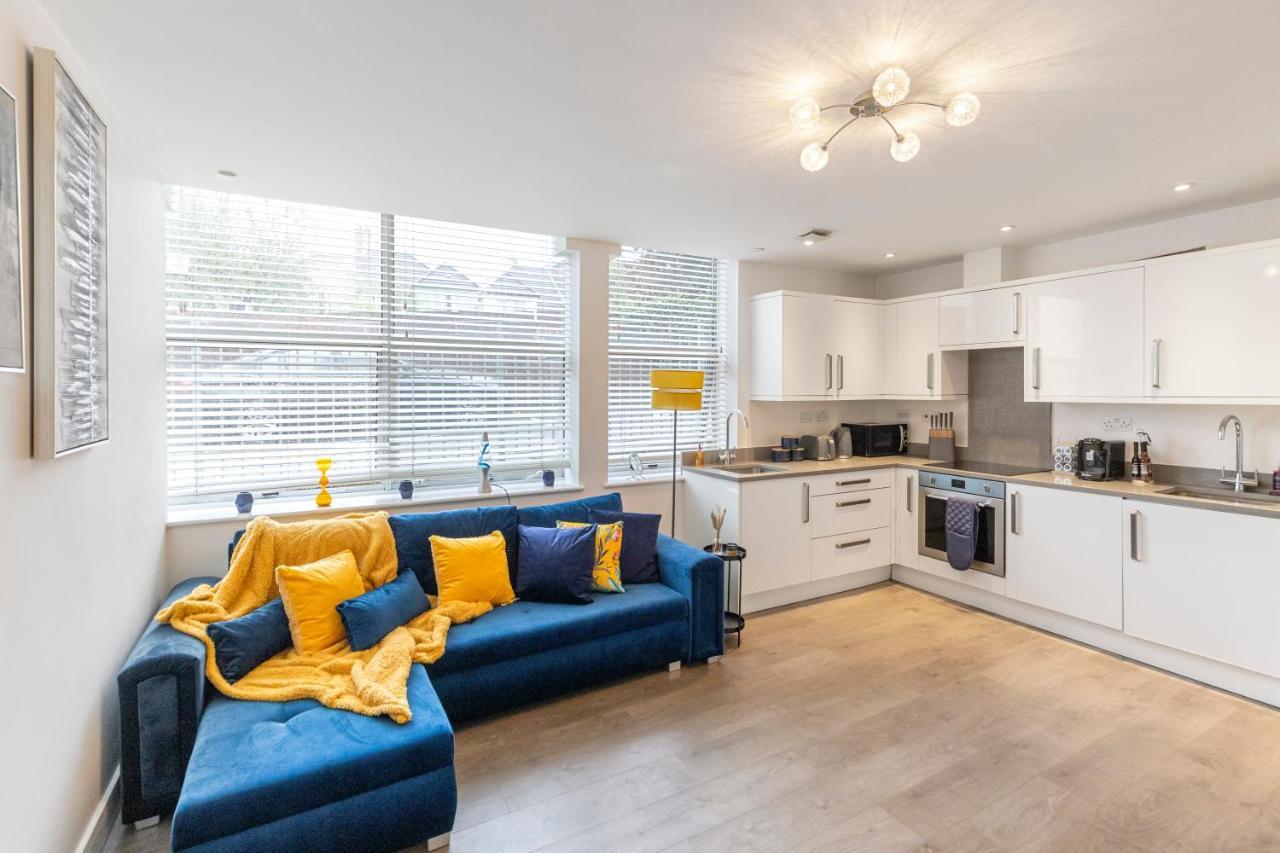 Modern Flat In Central Golders Green ロンドン エクステリア 写真